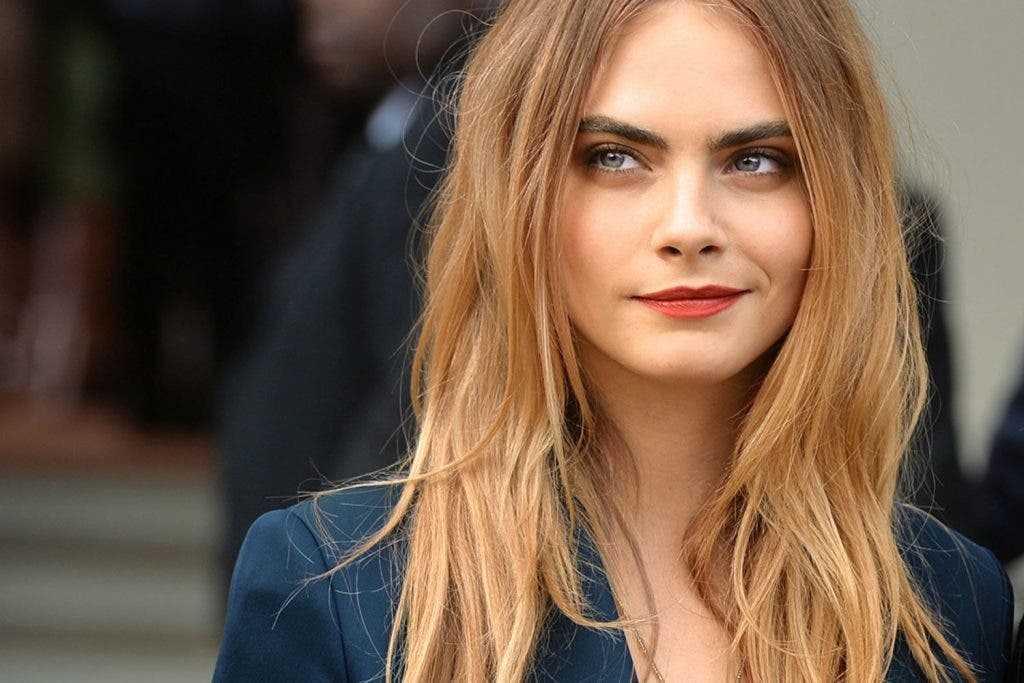 Cara Delevingne thick eyebrows top model news