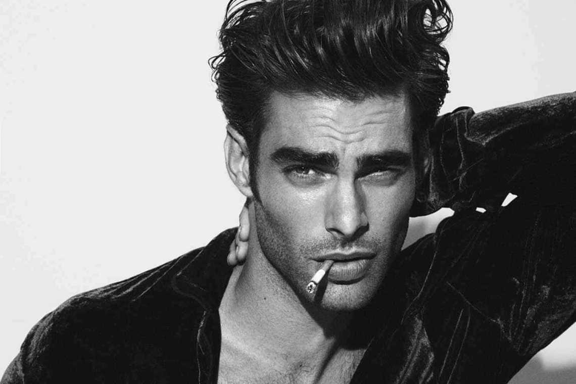 Jon Kortajarena thick eyebrows top model news