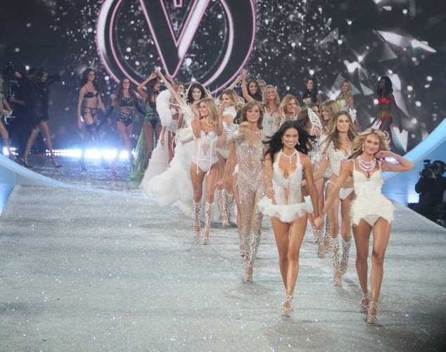 Victoria's Secret Fashion Show final show
